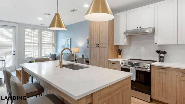 Photo - 19020 Potts Pk Ln Unidad 8-208