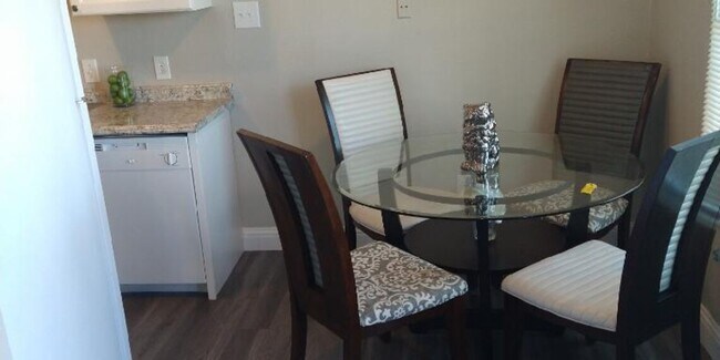 Photo - 612 London place Unit 614204