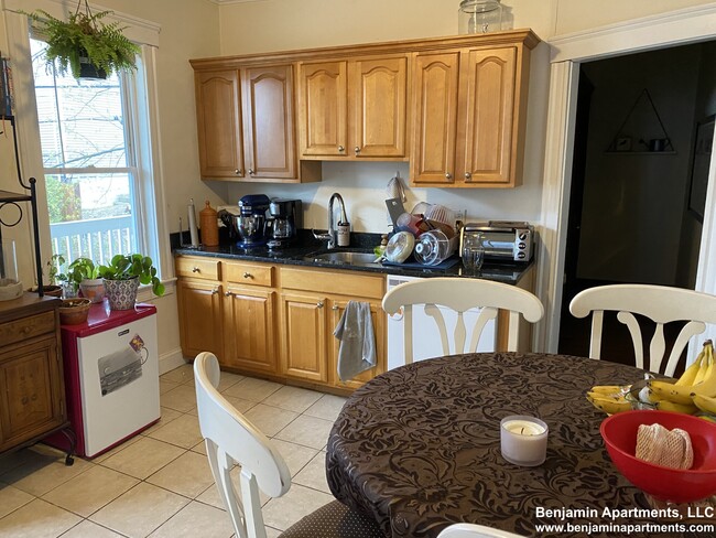 Photo - 54 Tremont St Unidad 2