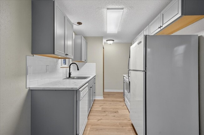 Photo - 12600 SE Freeman Way