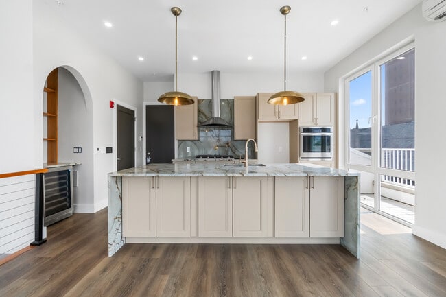 Photo - 21 Lincoln Park Unit 300
