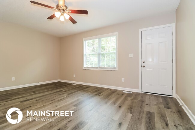 Photo - 629 Bullhart Dr