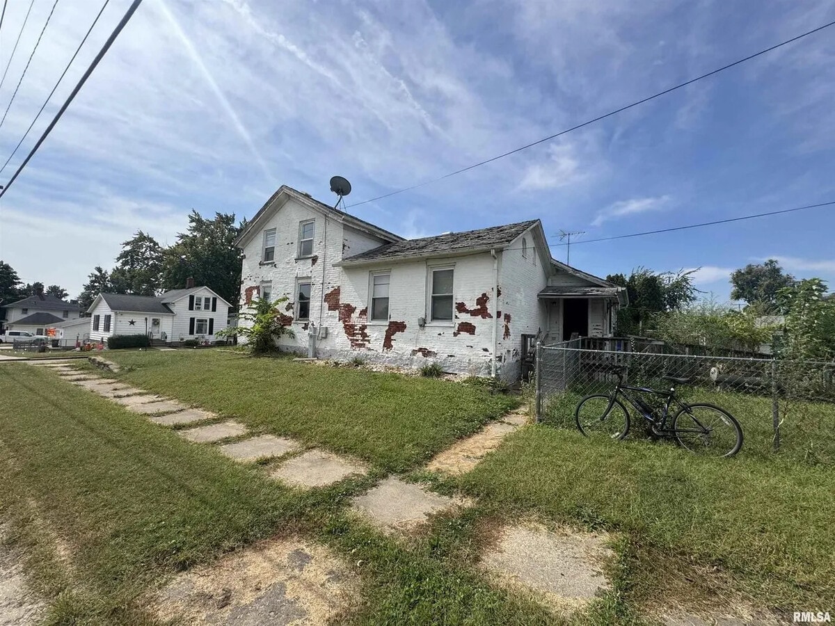 Photo - 517 12th Ave