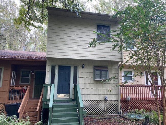 Photo - 1730 Beechwood Cir N