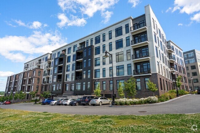 Building Photo - 192 Washington St Unit #1 Rental