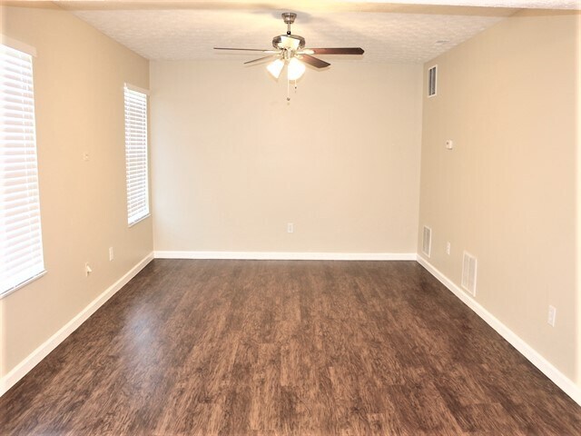 Photo - 7436 Maple Twig Ave