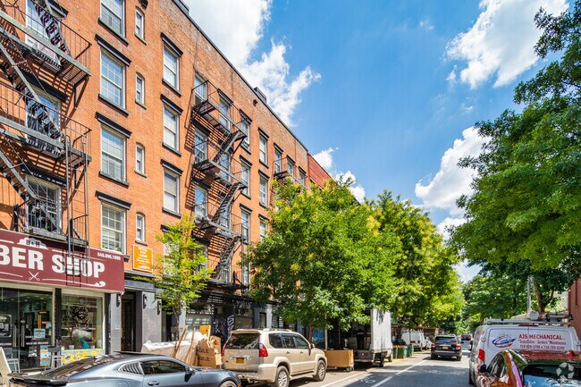 203 E 4th St New York, NY 10009 - 203 E 4th St