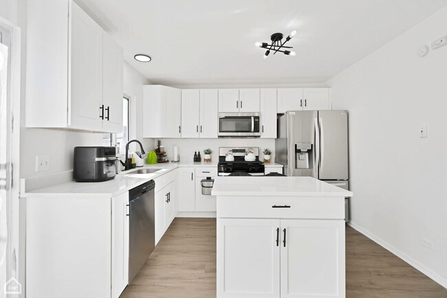 Photo - 19 E Country Walk Dr Townhome