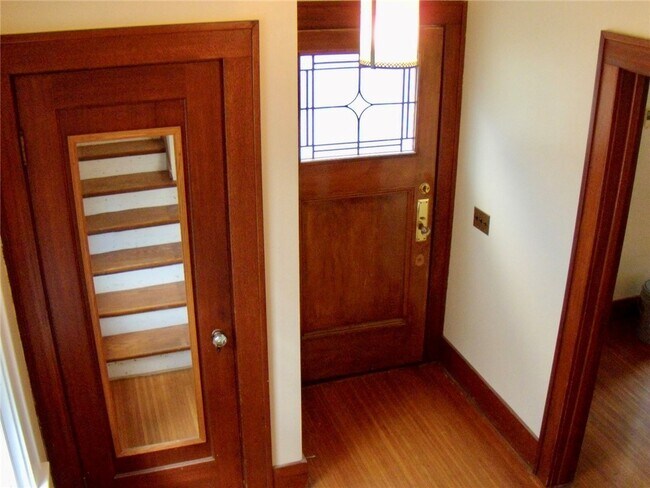 Photo - 51 Elmerston Rd