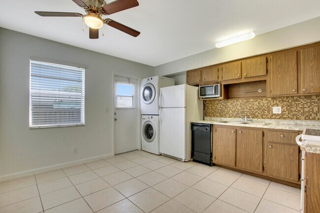 Photo - 1919 Doffer Ln Unidad 1933