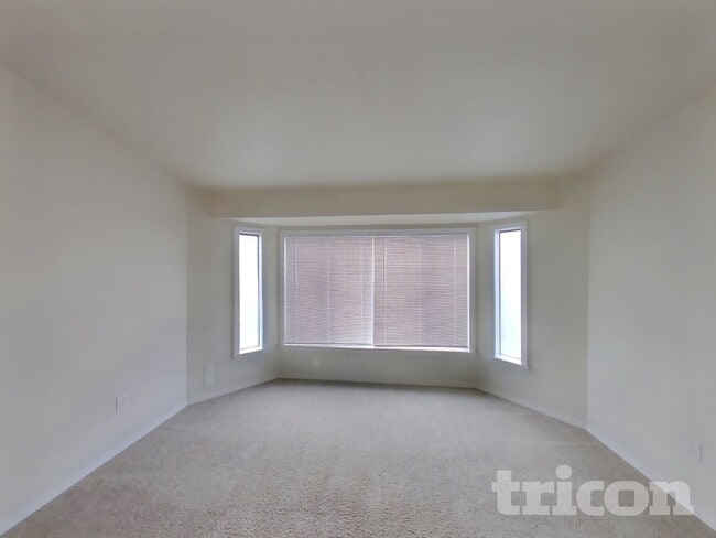 Photo - 1504 8th Ave Ct SE