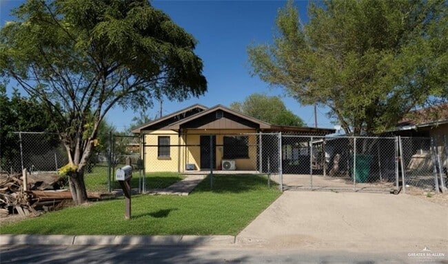 Building Photo - 9 Greg Dr