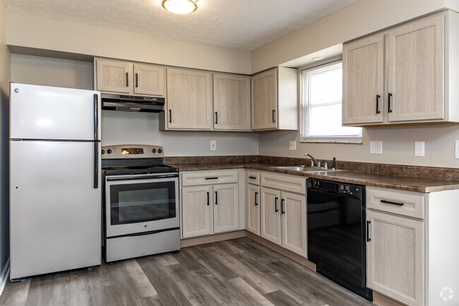 2BR, 1BA - 888SF - Kitchen