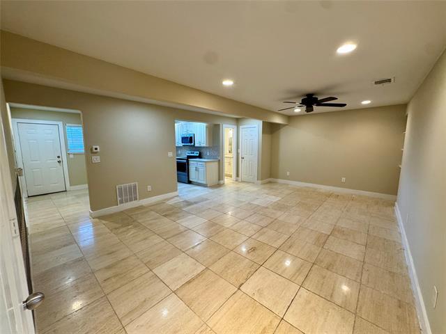 Photo - 5016 S I-35 Frontage Rd