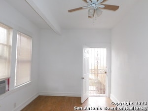 Photo - 1521 Hays St