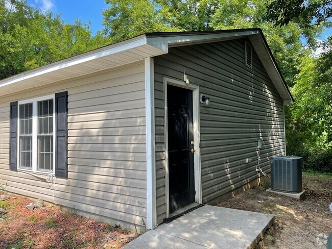 Building Photo - 1402 Unit 350 N. PARK ST. , #A Rental