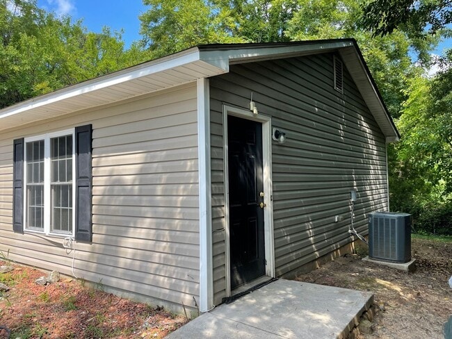 1402 - 1402 Apartment Unit 350 N. PARK ST. , #A