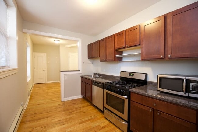 Photo - 4422 N Wolcott Ave Unit J09W