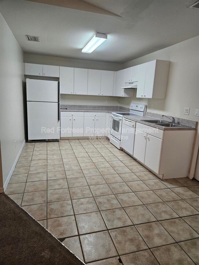 Photo - 5202 30th St SW