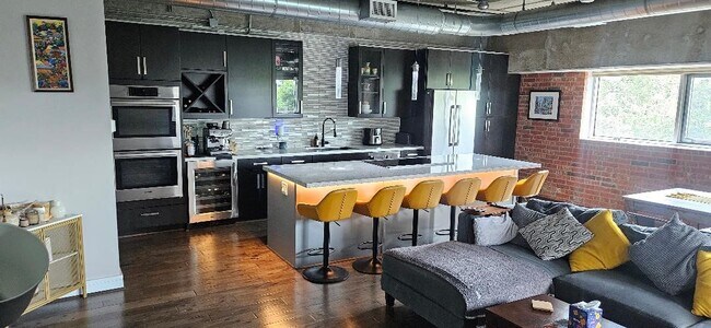 Photo - 2000 Bagby St Unit 3441