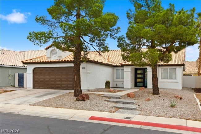 Building Photo - 4818 Carefree Dr