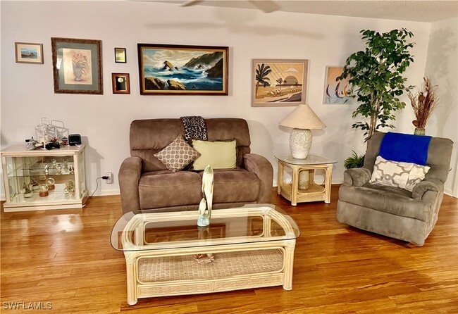 Building Photo - 4187 Lakewood Blvd Unit E13