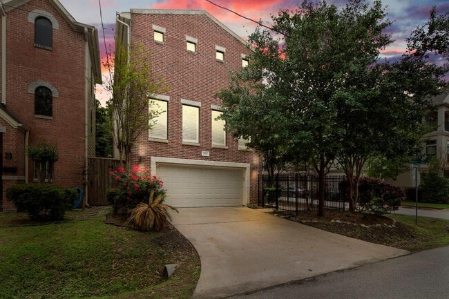 Photo - 1515 McDonald St House
