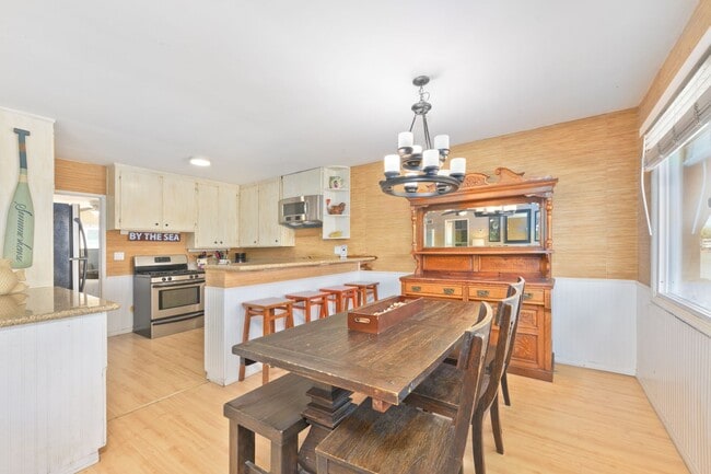 Photo - 1727 W Balboa Blvd Unit 1