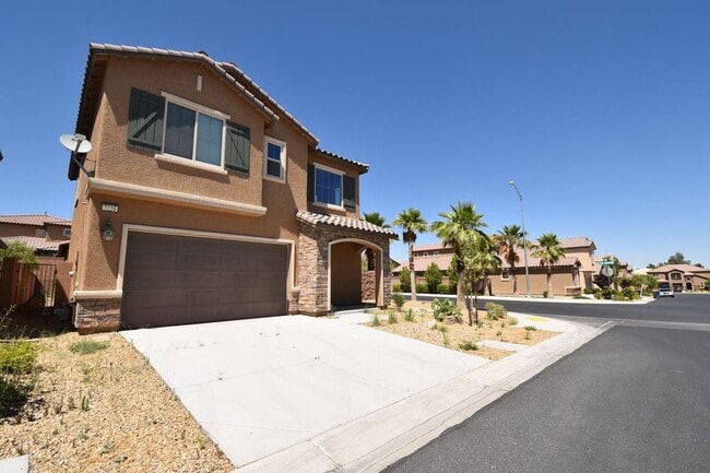 Building Photo - 7226 Summer Grove Ave