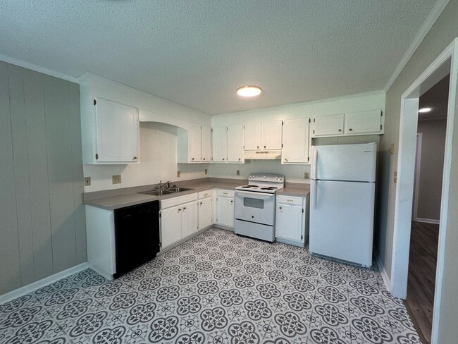 Photo - 313 E Washington Ave Unidad B