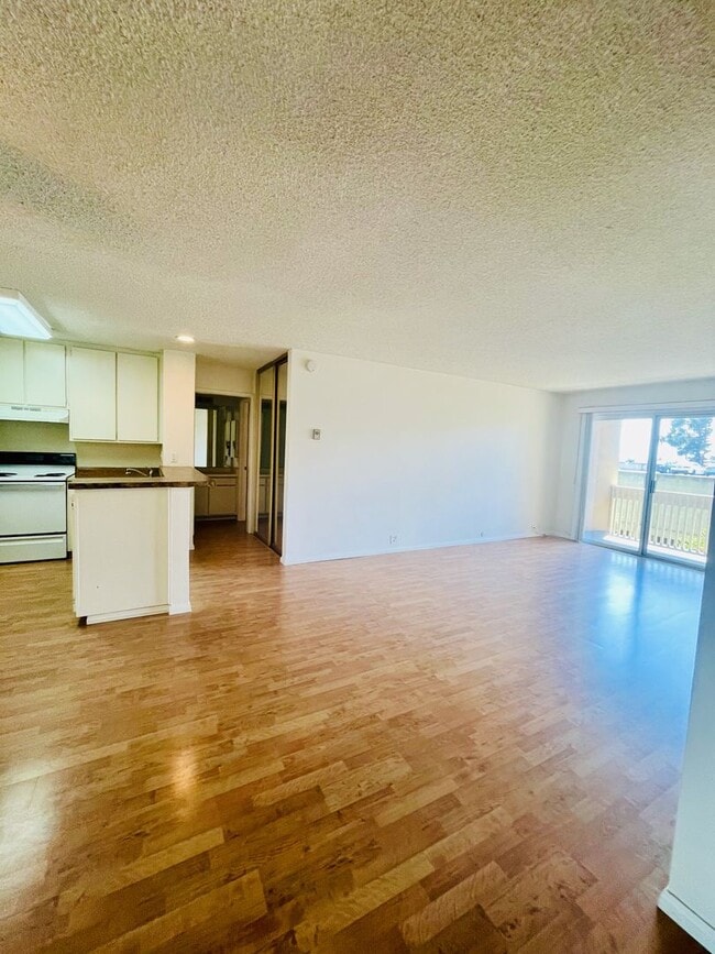 Photo - 1775 Diamond St Unidad 119