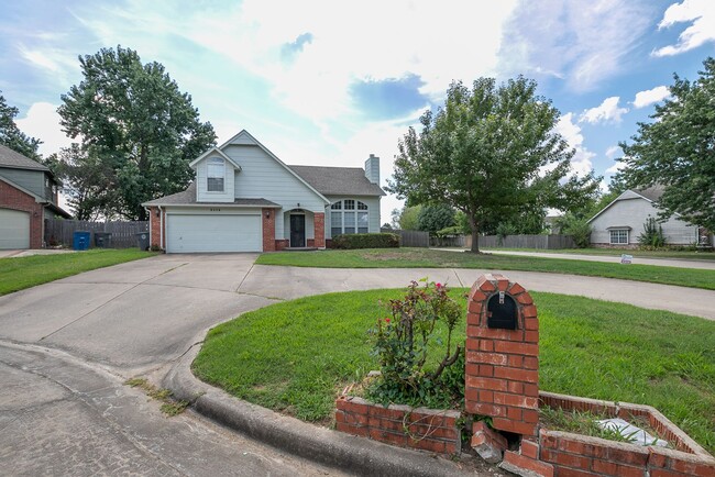 Photo - Gorgeous 4 Bedroom Remodel, Union Schools!