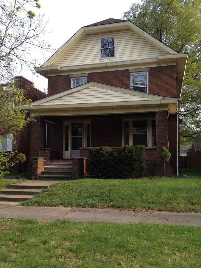 Photo - 909 11th Ave House