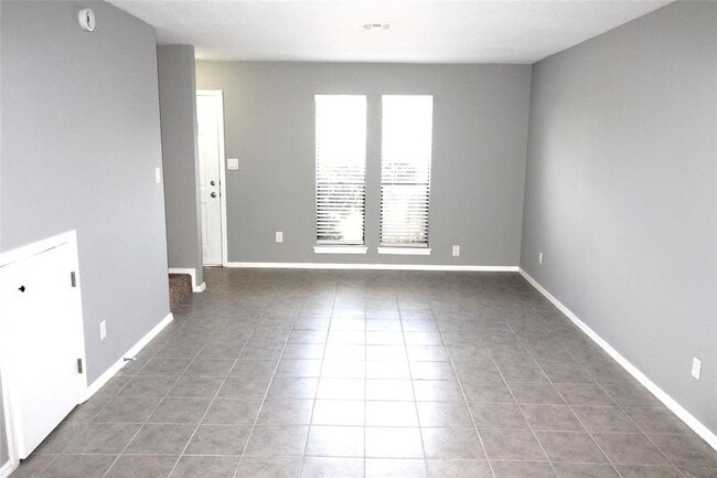 Photo - 1901 E Lindsey St Unit 35