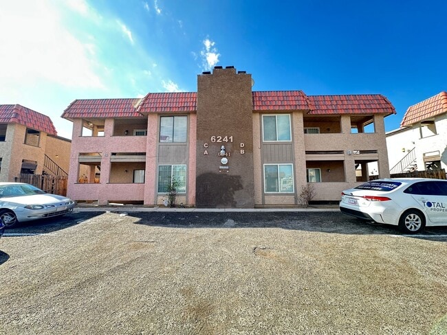 Building Photo - Sierra Oeste Rental