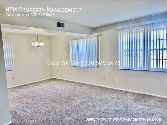 Photo - 3310 Warrensville Center Rd Unidad MT-110