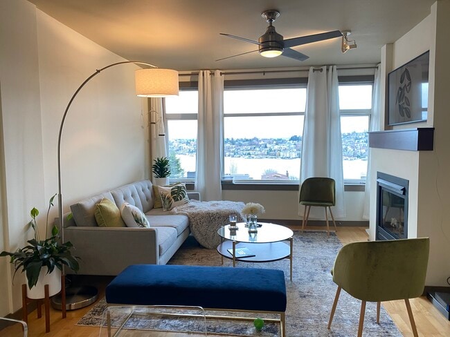 Photo - 655 Crockett St Unit A306