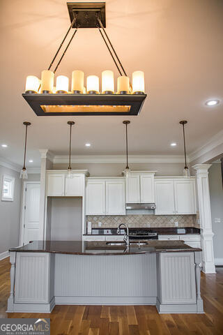 Photo - 1211 Hawthorne Cir