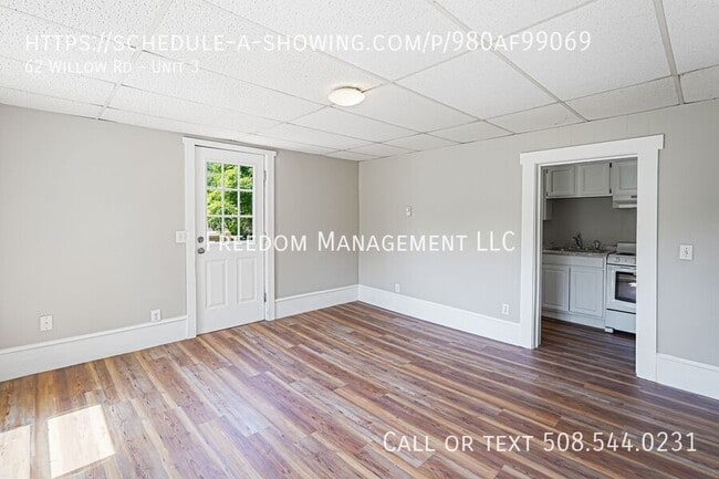 Photo - 62 Willow Rd Unit 3