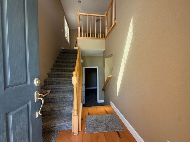 Photo - 3 story newer home in great commute location