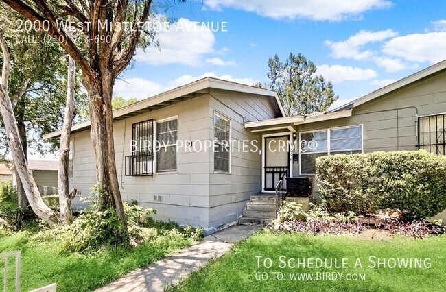 Building Photo - 2000 W Mistletoe Ave