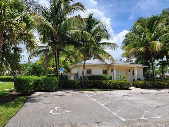 Photo - 2543 Creekside Dr