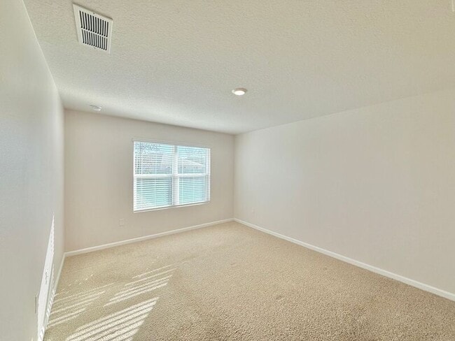 Photo - 5320 Peach Dr