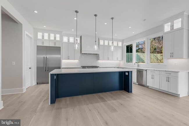 Photo - 5613 34th St N