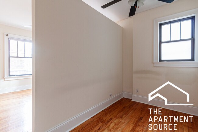 Photo - 520 W Cornelia Ave Unit 111