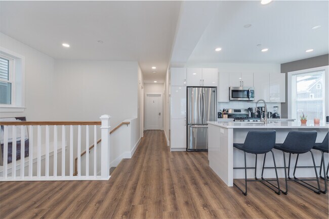 Photo - 843 Columbia Rd Unit 1