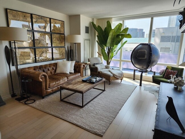 Building Photo - 1 Franklin St Unit 1501 Rental