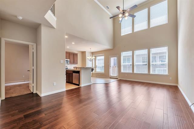 Photo - 4408 Samarth St