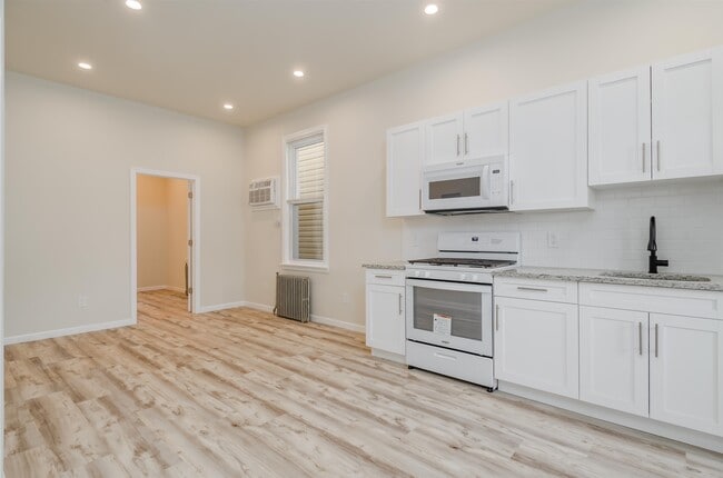 Photo - 419 22nd St Unit 3