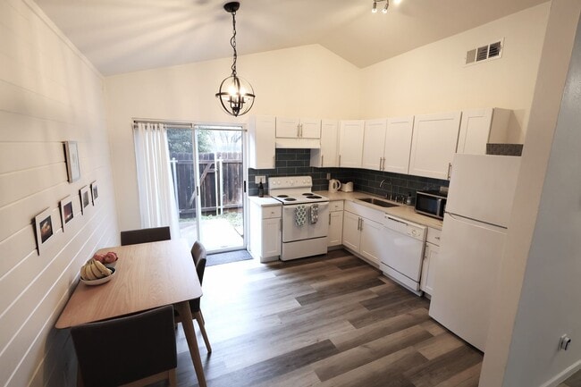 Photo - Fully Furnished With Community Pool!